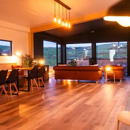 Castledarcy Glamping *