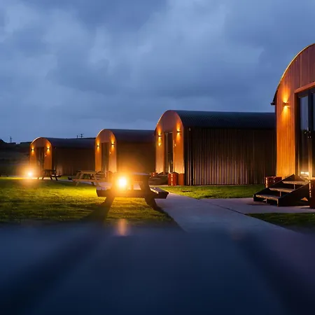 Castledarcy Glamping *