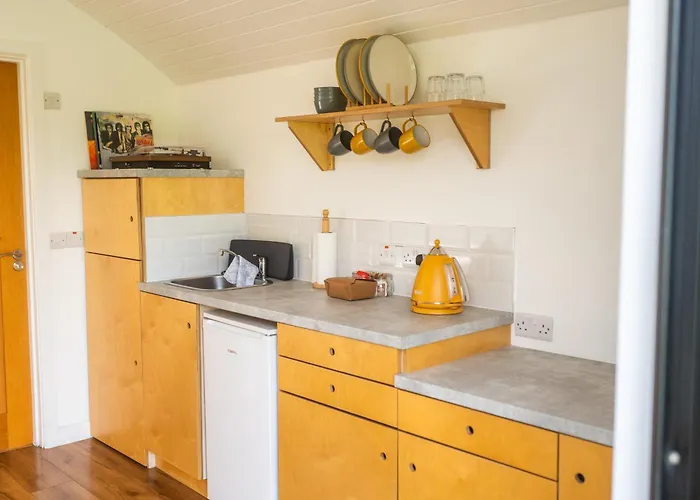 Castledarcy Glamping *